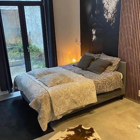 Garden Suite In City Center Antwerpen Exteriör bild