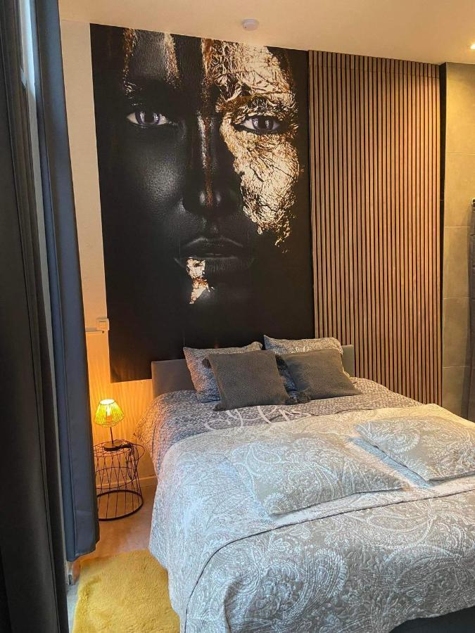 Garden Suite In City Center Antwerpen Exteriör bild